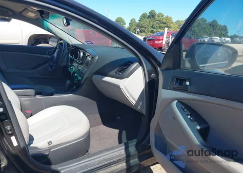 2011 Kia Optima Lx from USA, damaged, VIN KNAGM4A76B5103531